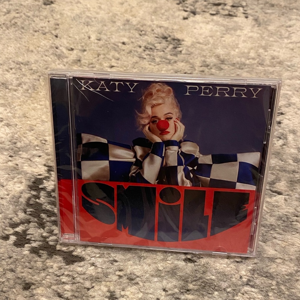 Katy Perry “Smile” CD: New